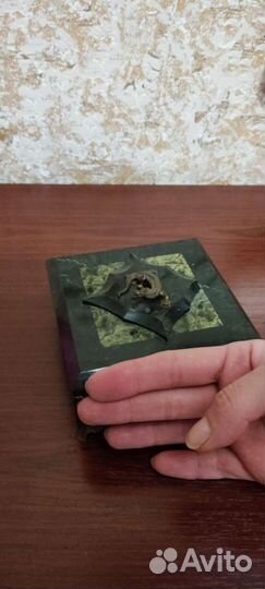 Малахитовая шкатулка