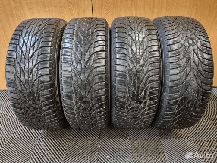 Kumho WinterCraft SUV Ice WS51 235/55 R18
