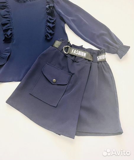 Блузка синяя для школы и шорты