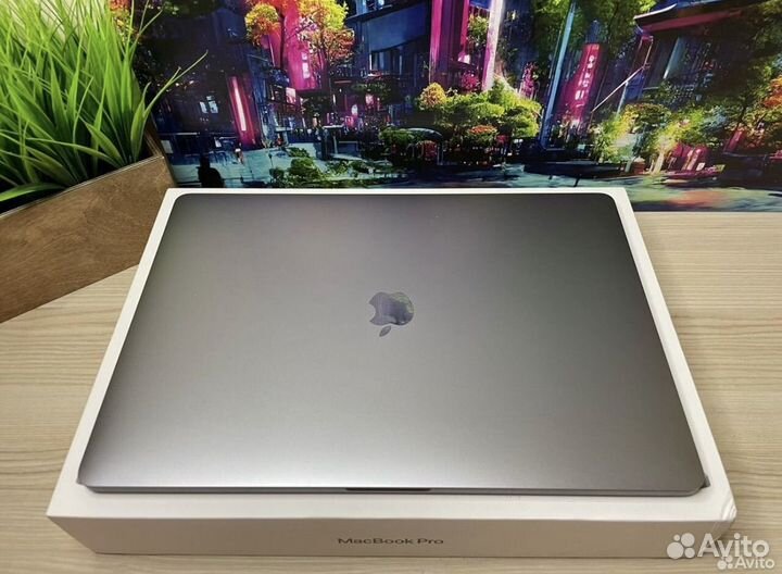 Macbook pro 16 2020 i7 16gb