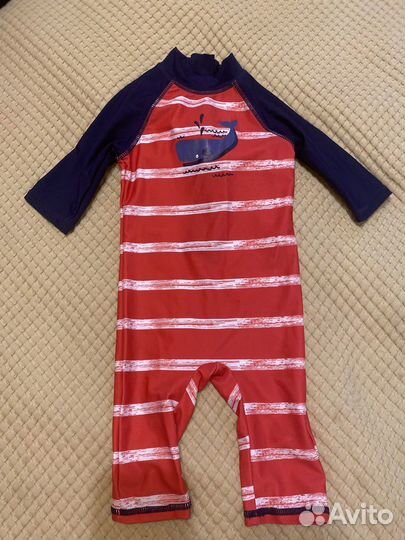 Костюм для плавания с защитой от солнца