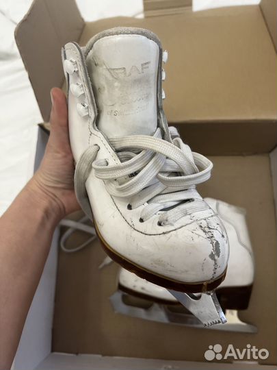 Коньки graf etude