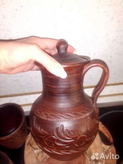 Глиняный кувшин