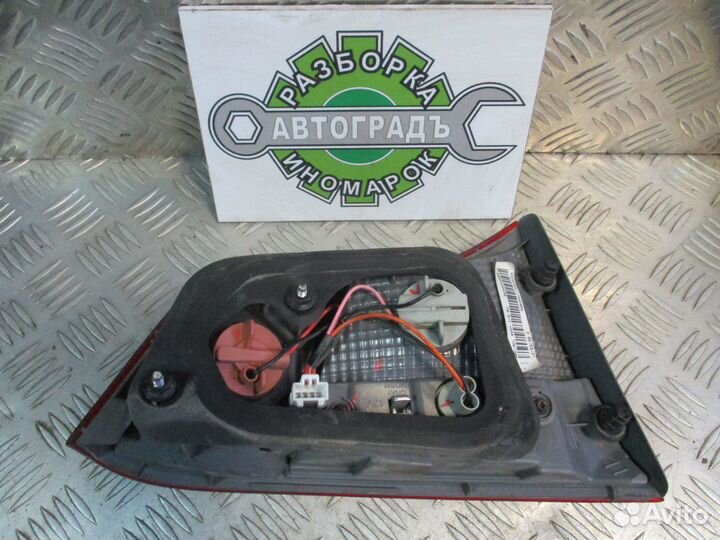 Фонарь задний правый в крышку Киа Рио 3 2012г