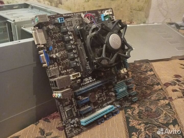 Материнская плата asus