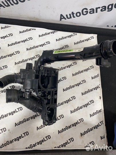 Фланец системы охлаждения Mercedes-Benz S-Class