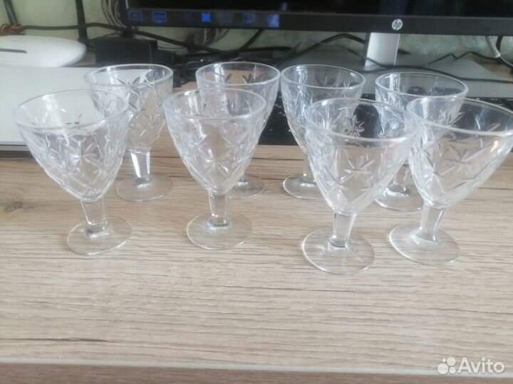 Набор хрустальный рюмочек. Новые. Цена 500