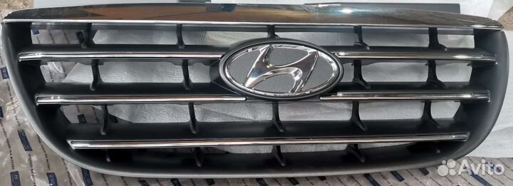 Решетка радиатора Hyundai Elantra