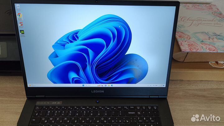 Lenovo Legion 5 17, 2060, 32 ram, 1.5 tb ssd