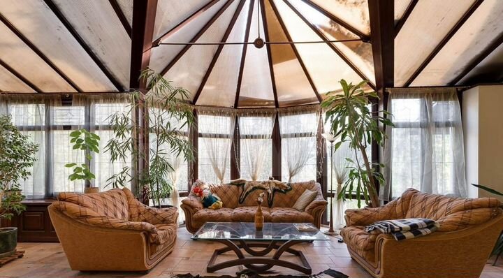 Дом 460 м² на участке 28 сот.