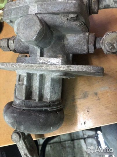 Вакуумный усилитель тормозов на Газ