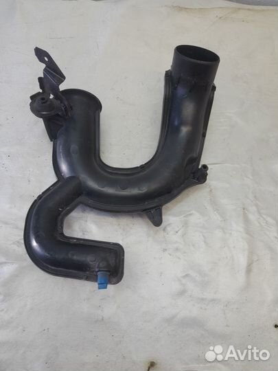 Воздухозаборник Рено Меган 3