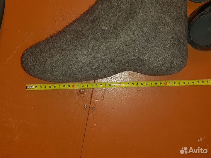 Сапоги болотные, валенки, калоши