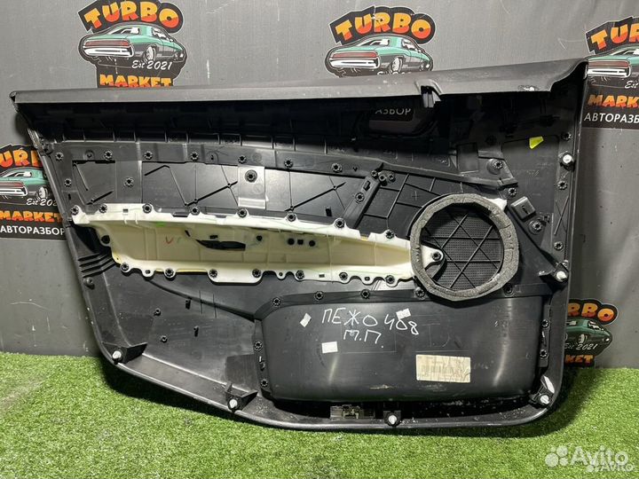 Обшивка двери передняя правая Пежо 408