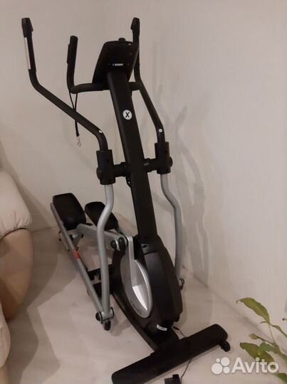 Эллиптический тренажер Enima