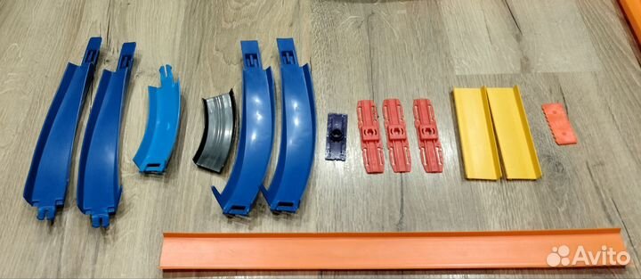 Трек Hot Wheels 10 в 1 Y0267