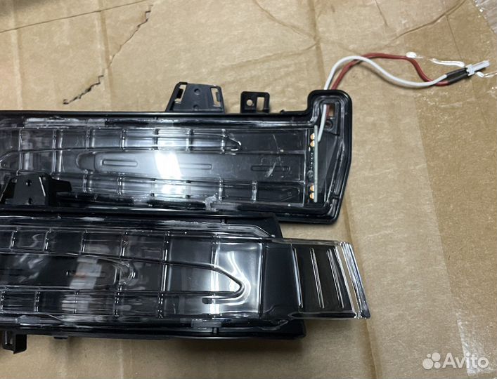 Повторители зеркал AMG