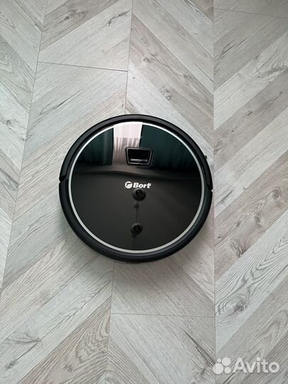 Робот пылесос Bort