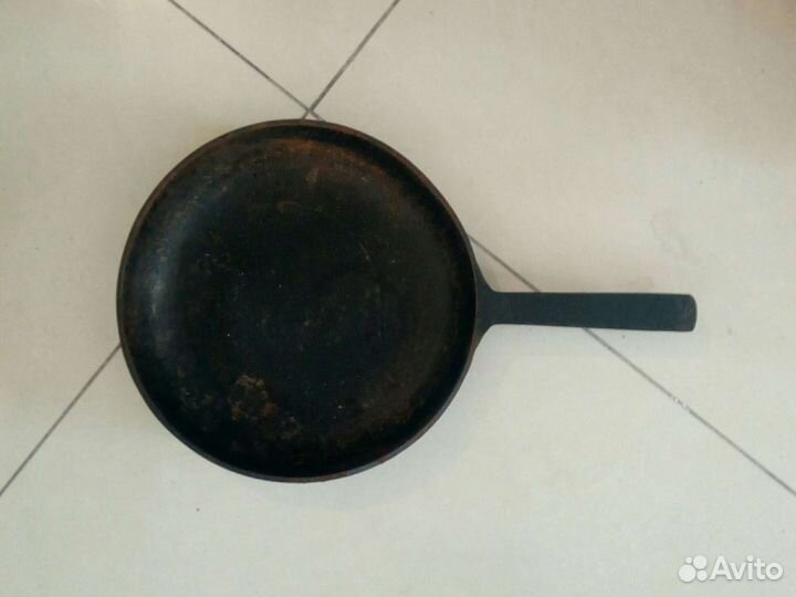 Чугунная сковорода 25 см