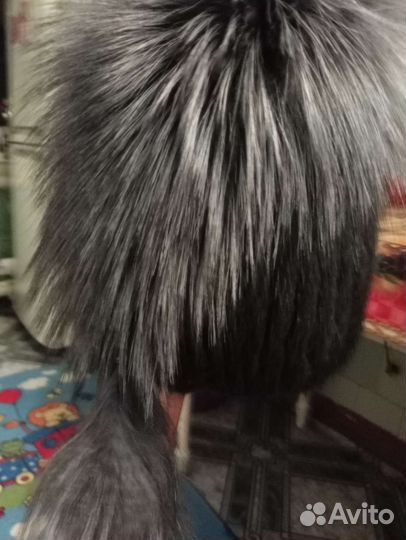 Шапка кожа с чернобуркой,вторая норка с чернобурк