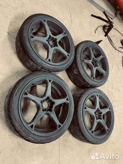 Колеса Kosei r18 5х114.3 и 112 225x40 оригинал