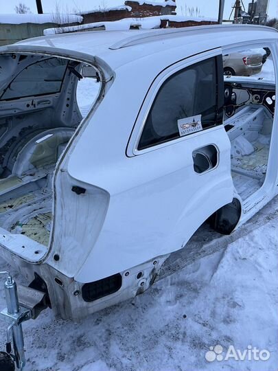 Крыло заднее правое четверть Audi Q7 4L T9 / Y9C