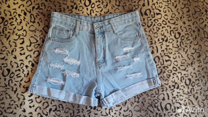 Джинсовые шорты