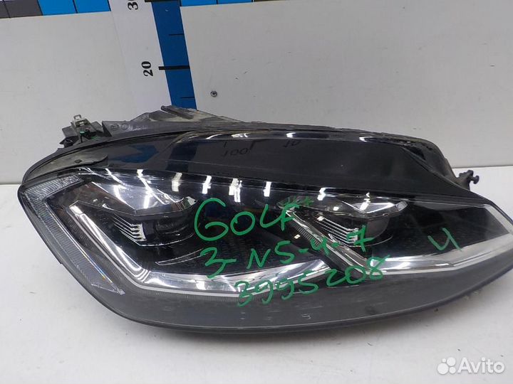 Фара правая Volkswagen Golf