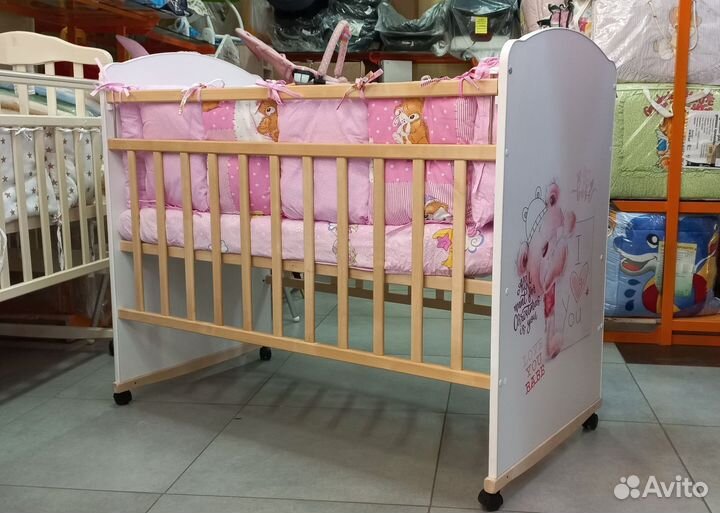 Детская кроватка колесо-качалка