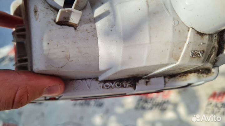 Птф задняя левая Toyota Land Cruiser Prado 150