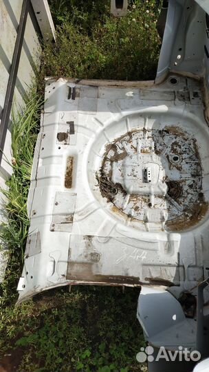 Задняя часть кузова Ford Focus 3