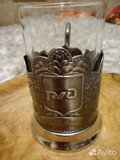 Подстаканники со стаканами