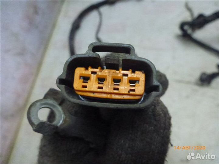 Проводка моторного отсека Mitsubishi Outlander