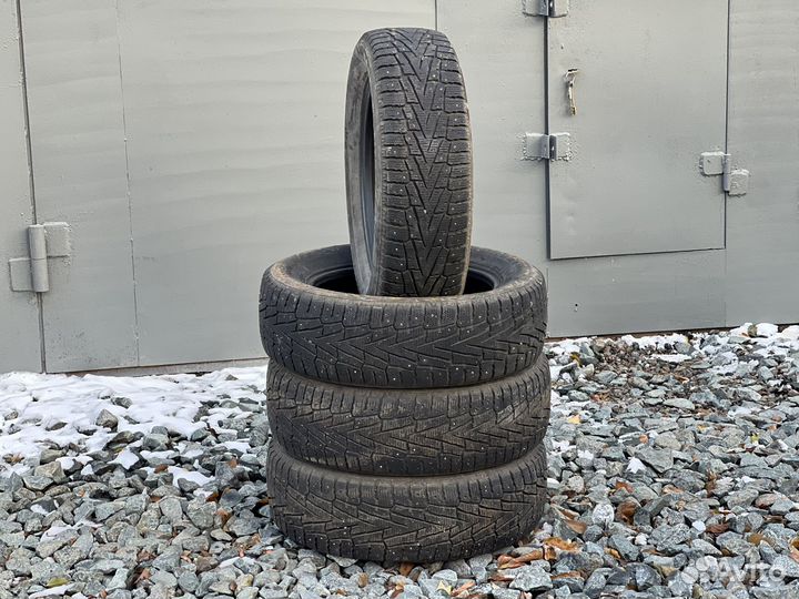 Roadstone Winguard WinSpike 225/60 R17