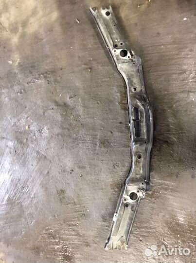 Телевизор audi 100-45