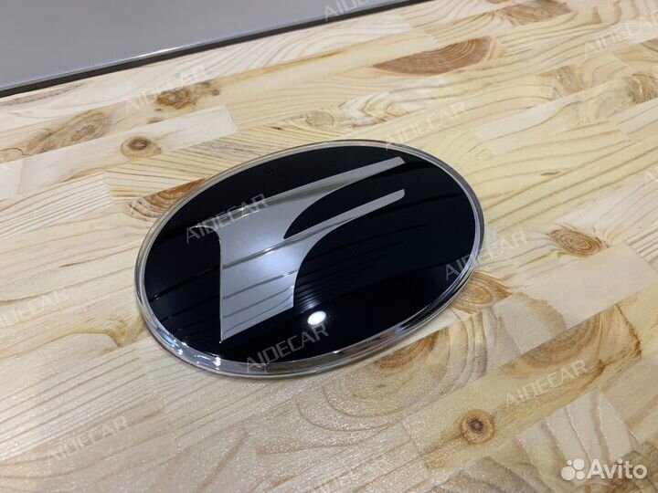 Эмблема Lexus RX, IS, NX, ES, GS - F-sport - Новая