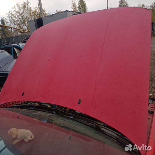 Капот на volkswagen passat б3