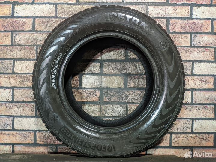 Vredestein IceTrac 205/65 R15
