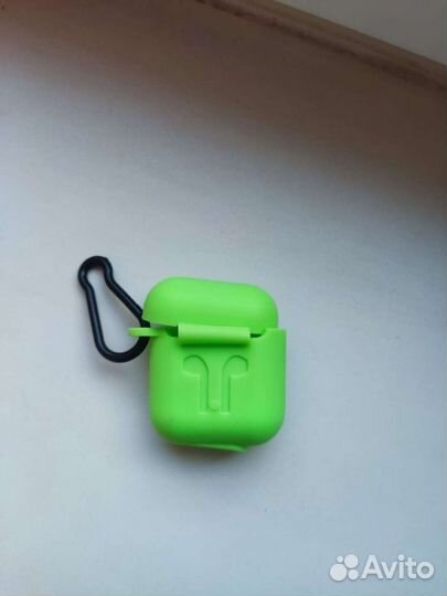 Чехол для беспроводных наушников