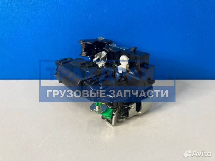 Замок двери правый для Iveco Daily