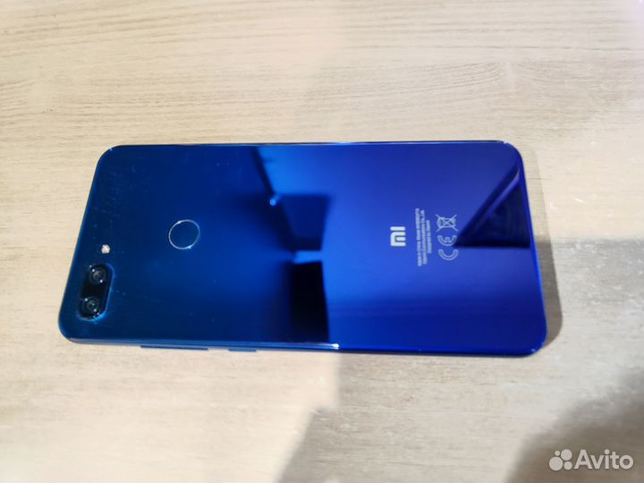 Xiaomi Mi 8 Lite, 4/64 ГБ