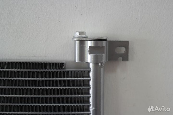 Радиатор кондиционера Ford Mondeo 00-07
