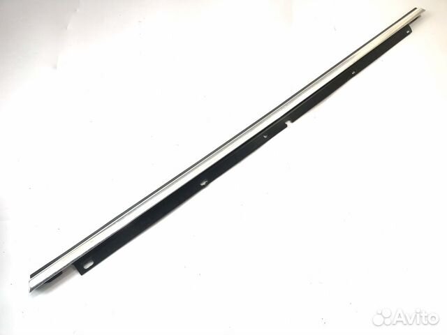 Молдинг задний правый Audi A6 C6 Avant