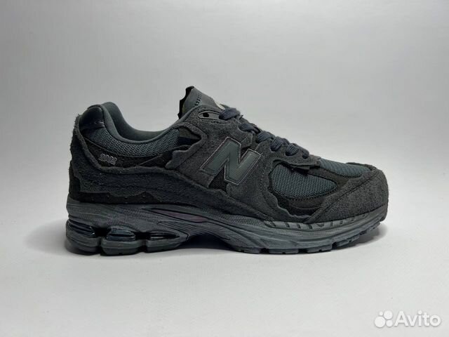 Кроссовки New Balance 2002r черные