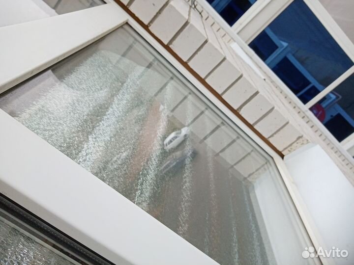 Стеклопакет бу с нижних окон