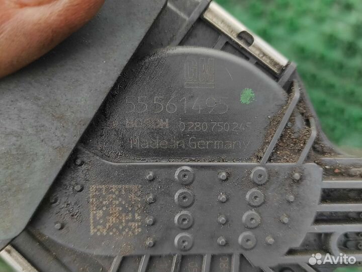 Дроссельная заслонка Opel Insignia 1.8