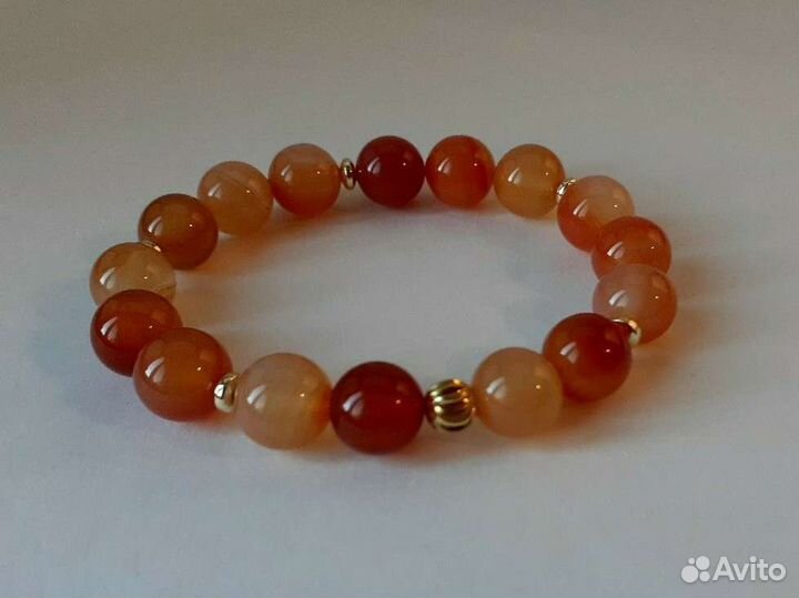 Браслет из сердолика 10 мм женский
