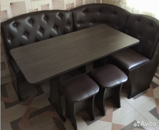 Кухонный уголок новый