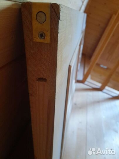 Дверь деревянная со стеклом