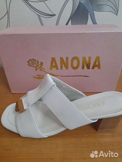 Шлепанцы женские 39 размер